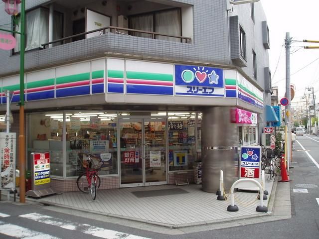コンビニ　スリーエフ（コンビニ）まで376m