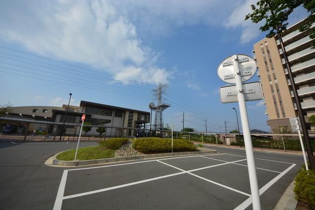 その他　駅前（その他）まで1360m