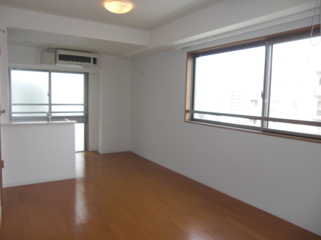 居室・リビング　モデル