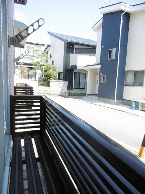 バルコニー　物干し