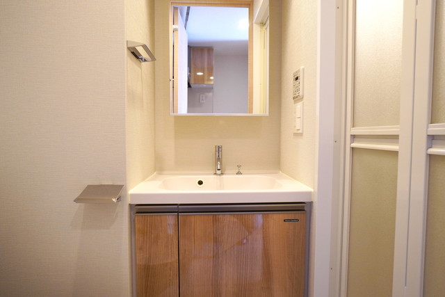 洗面設備　※写真は同タイプ住戸です。