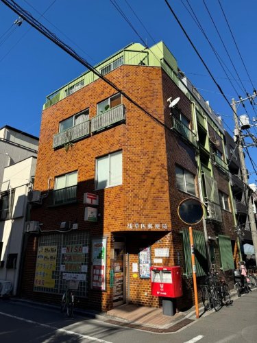 郵便局　浅草四郵便局（郵便局）まで6m