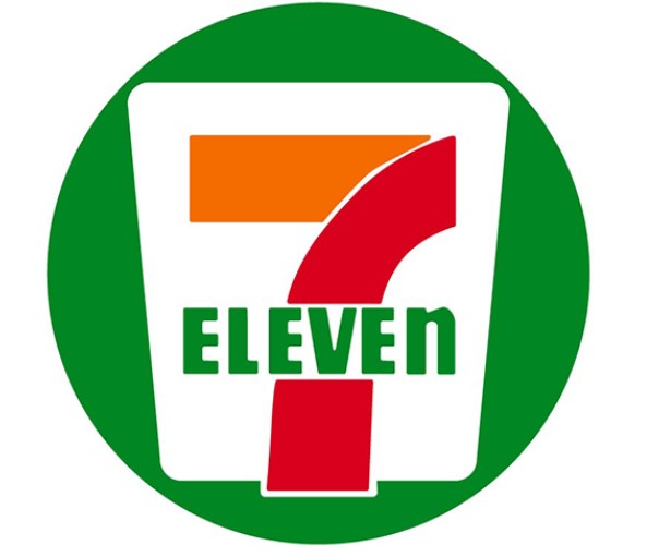 コンビニ　セブンイレブン梅田店（コンビニ）まで734m