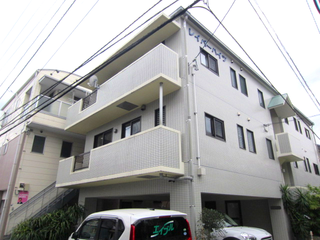 建物外観　2015年4月撮影