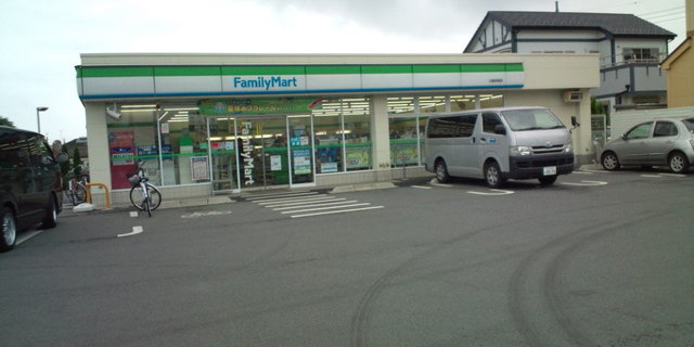 コンビニ　ファミリーマート 川越寺尾店（コンビニ）まで808m