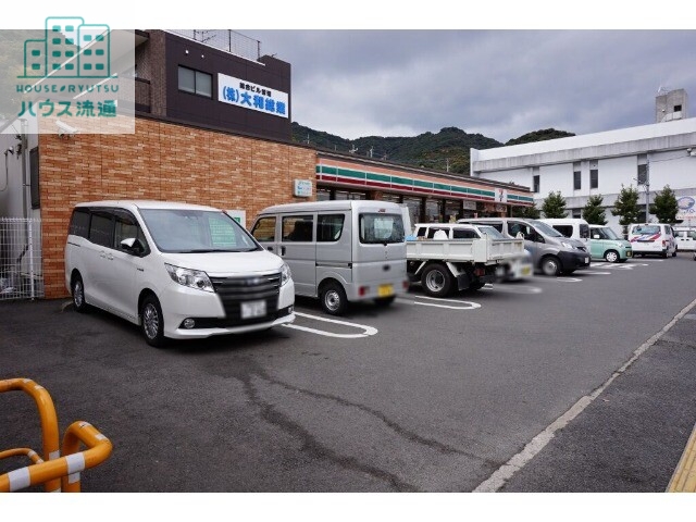 コンビニ　セブンイレブン長崎淵町店（コンビニ）まで410m