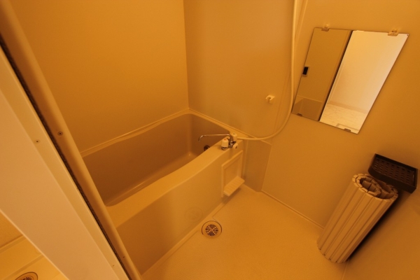 バス・シャワールーム　一日の疲れを癒してください