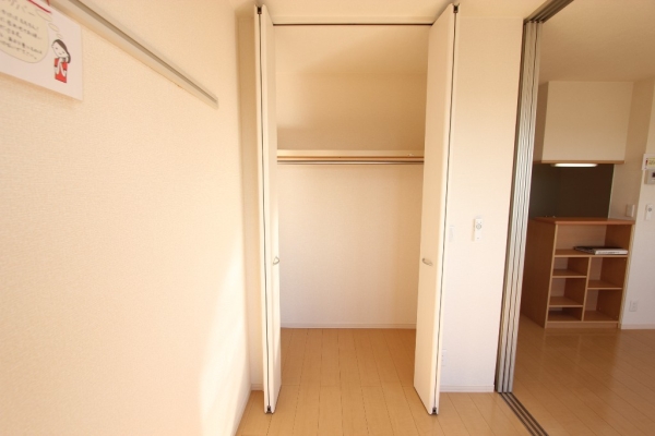 収納　居室収納