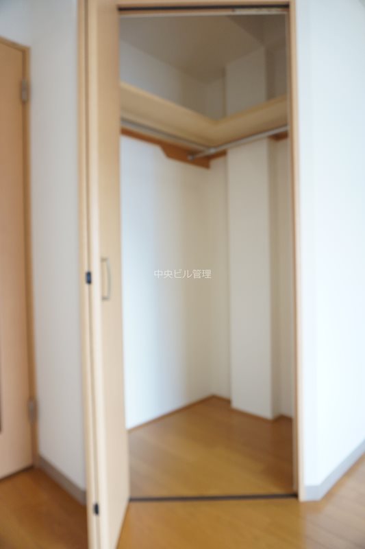 収納　ウォークインクローゼット