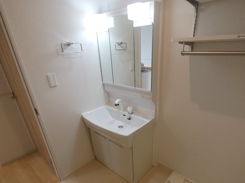 洗面設備　シャンプードレッサー