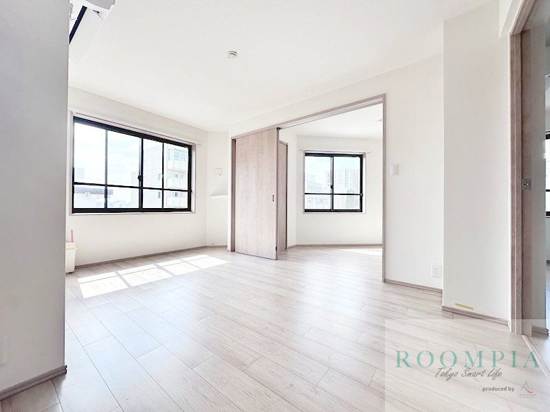 居室・リビング　物件画像