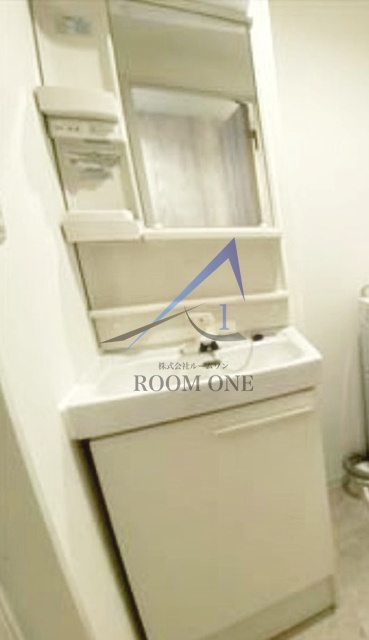 洗面設備　洗面台です。