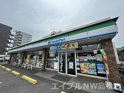 コンビニ　ファミリーマート 高松昭和店（コンビニ）まで148m