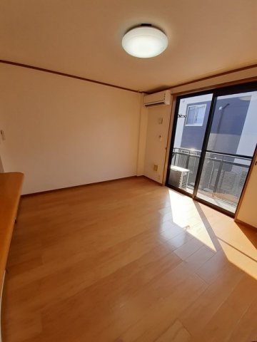 居室・リビング　広いリビング☆