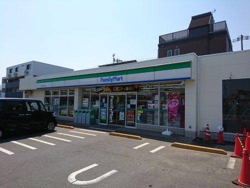 コンビニ　ファミリーマート練馬土支田二丁目店（コンビニ）まで64m