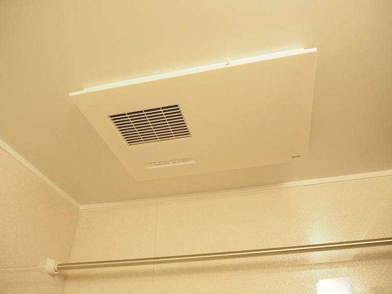 バス・シャワールーム　浴室乾燥機