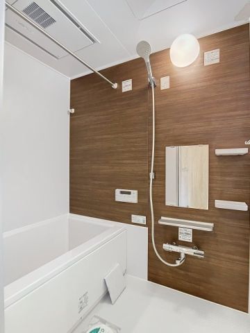 バス・シャワールーム　☆ゆったりくつろげるお風呂☆