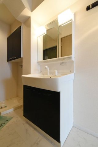 洗面設備　☆嬉しい独立洗面台☆