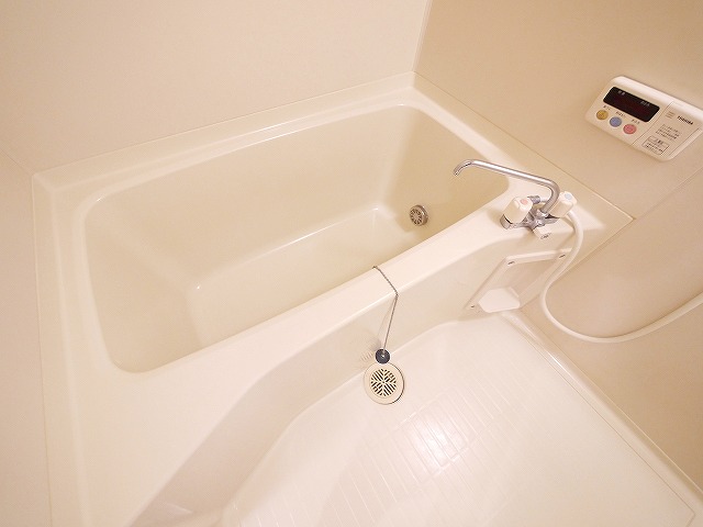 バス・シャワールーム　日々の暮らしに欠かせないお風呂です