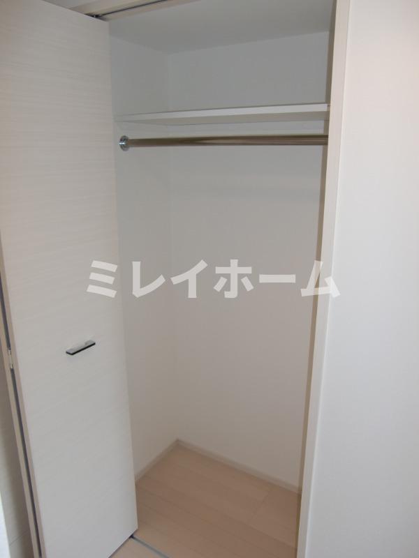 収納　同建物内、別のお部屋の参考写真になります。