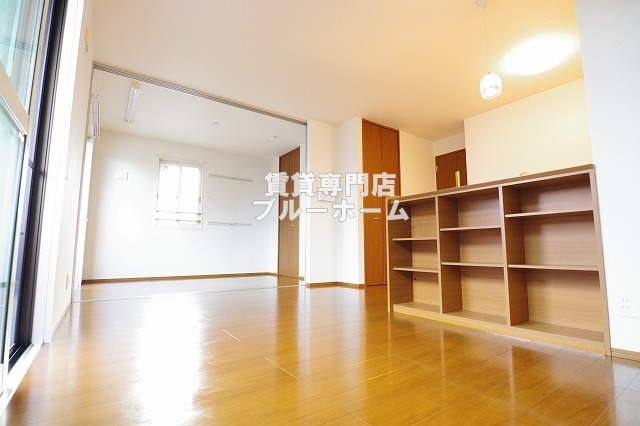 居室・リビング　11.1帖の開放感あるリビング！