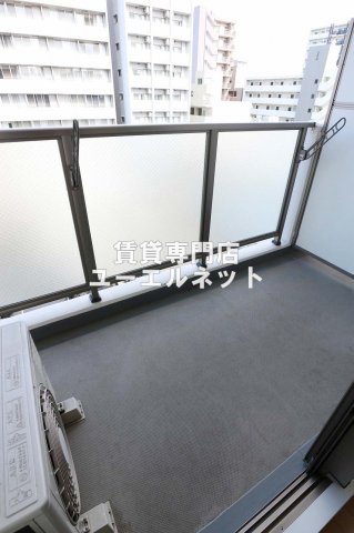 バルコニー　バルコニー付きで採光＆風通し良好！