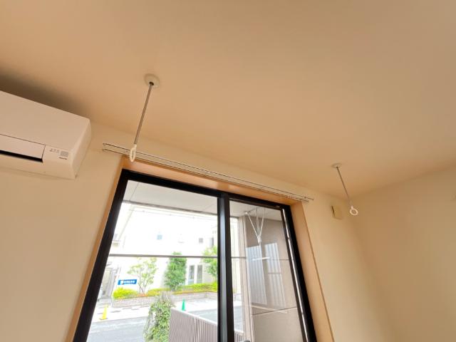 その他設備　室内物干し