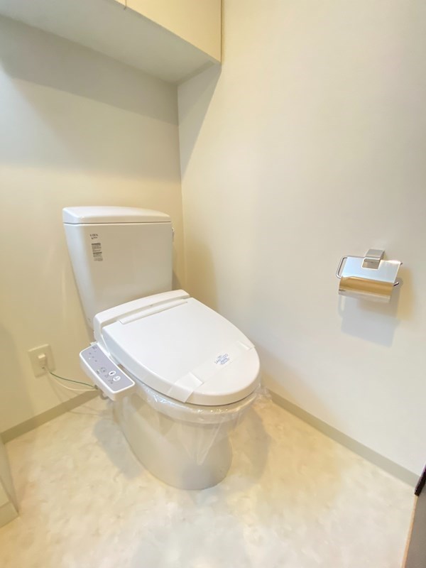 トイレ　別タイプのお部屋です