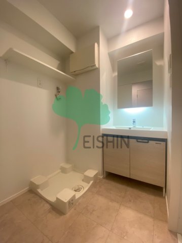 洗面設備　シンプルで使いやすい洗面台です！