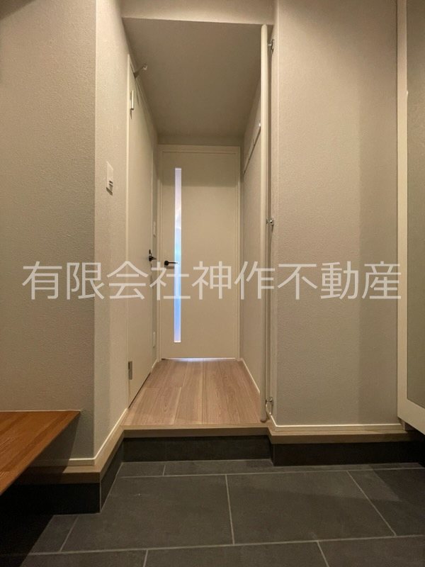 玄関　玄関収納