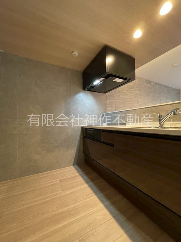 キッチン　IHクッキングヒーター