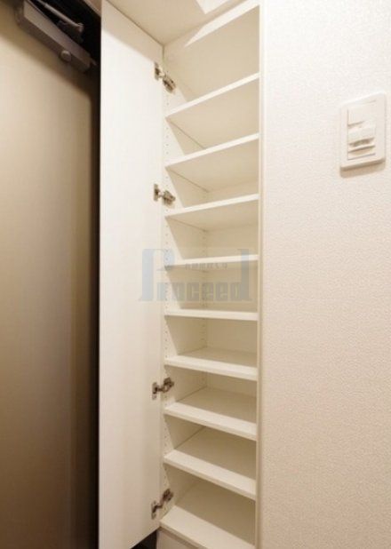 その他　たっぷりシューズボックス☆