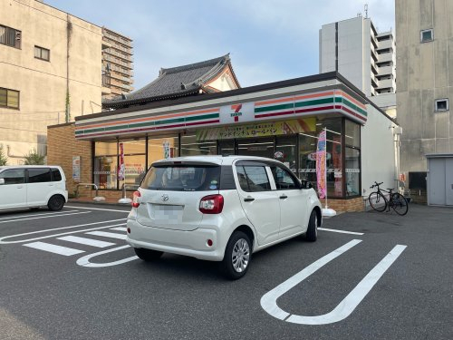 コンビニ　セブンイレブン 名古屋松原2丁目店（コンビニ）まで214m