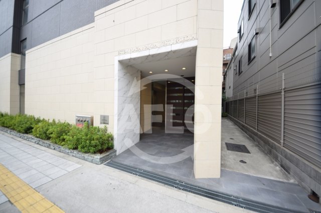 エントランス　エステムプラザ難波WESTIIプレディア　エントランス「