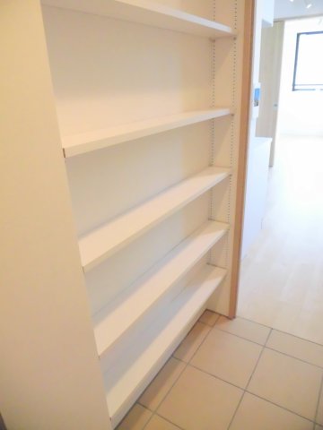 収納　リビオメゾン大井町