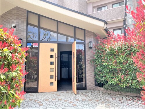 エントランス　エントランス（前回内装時2022年4月撮影）