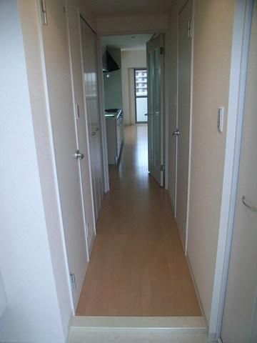 玄関　トールタイプシューズボックスあり