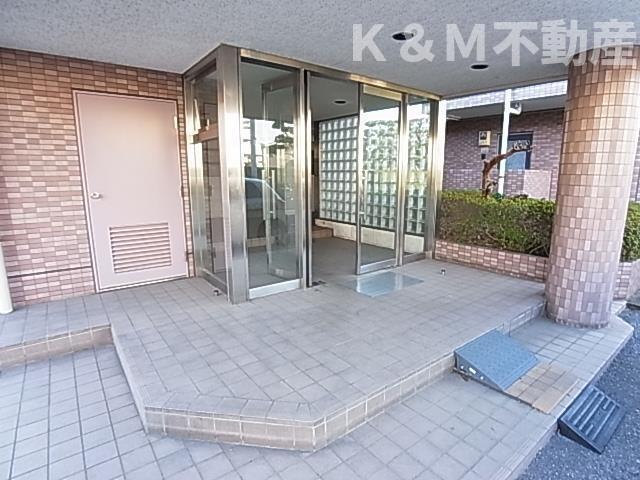 ロビー　ゆとりのあるロビーです