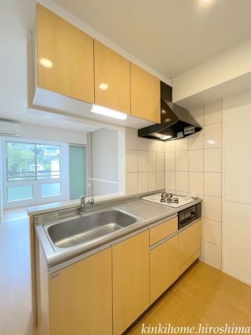 キッチン　写真は別のお部屋です。