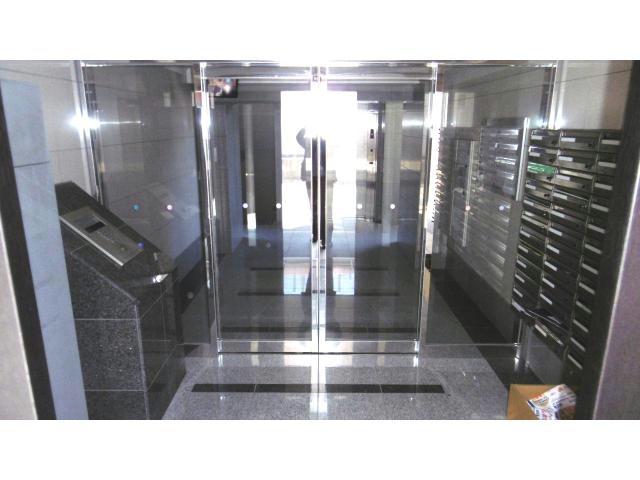 エントランス　エントランス部分