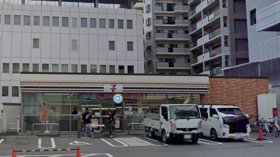 コンビニ　セブンイレブン大阪谷町7丁目店（コンビニ）まで109m