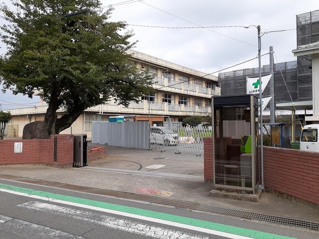 小学校　前橋市立桂萱東小学校（小学校）まで650m