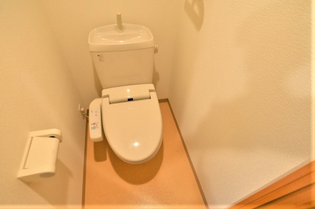 トイレ　コンパクトで使いやすいトイレです