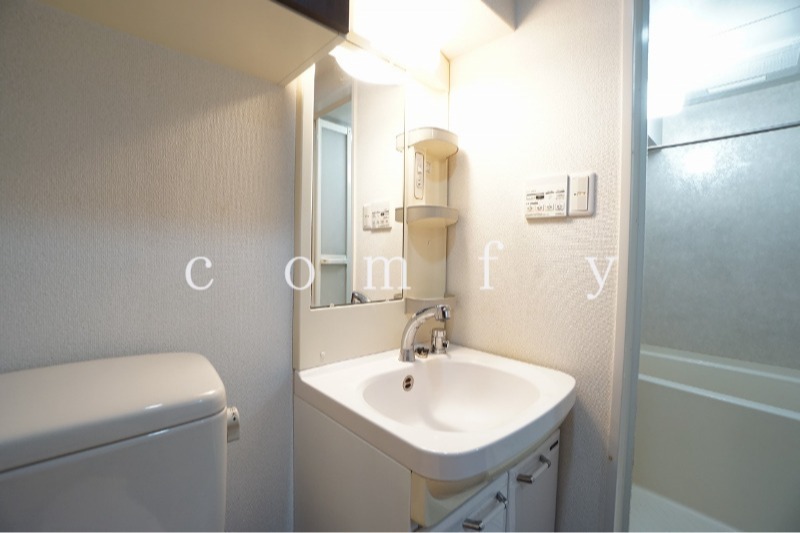 洗面設備　独立洗面台