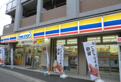 コンビニ　ミニストップ 生田駅南口店（コンビニ）まで176m