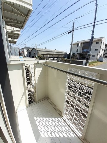 バルコニー　バルコニーからの眺めを楽しみながら食事をしませんか