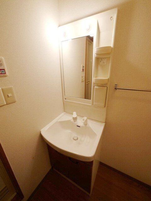 洗面設備　★独立洗面台の様子★