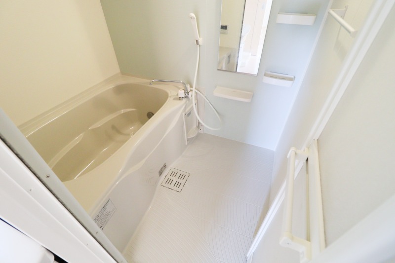 バス・シャワールーム　図面と現状に相違がある場合には現状を優先