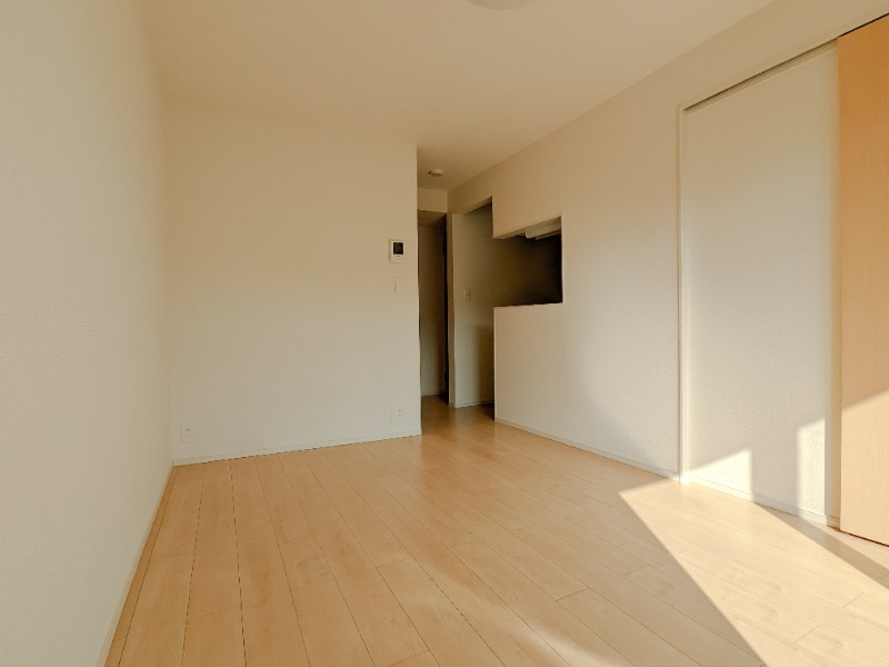 居室・リビング　図面と現状に相違がある場合には現状を優先