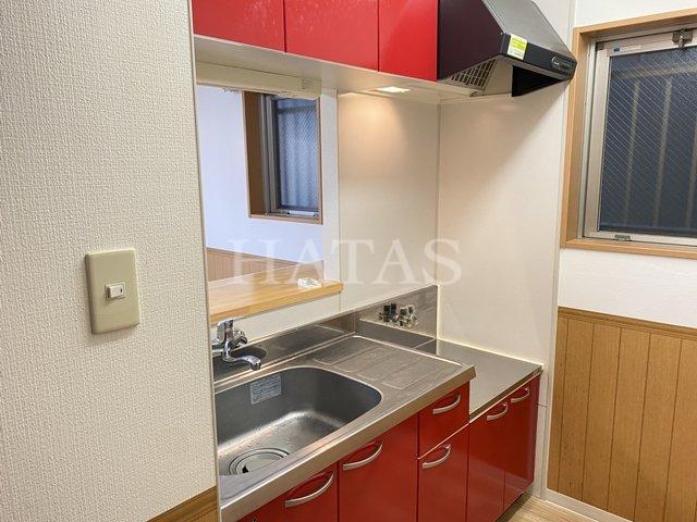 キッチン　同物件別部屋です。